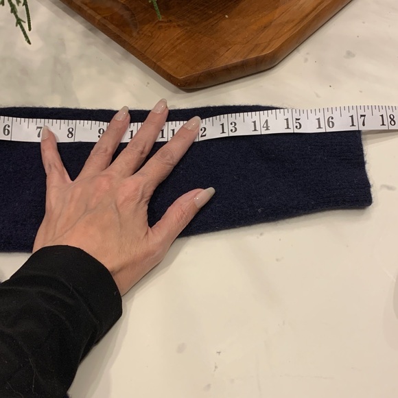 73. 100% Lamb’s Wool Polo Ralph Lauren Sweater Navy Blue Size L - BOYS - Picture 9 of 9